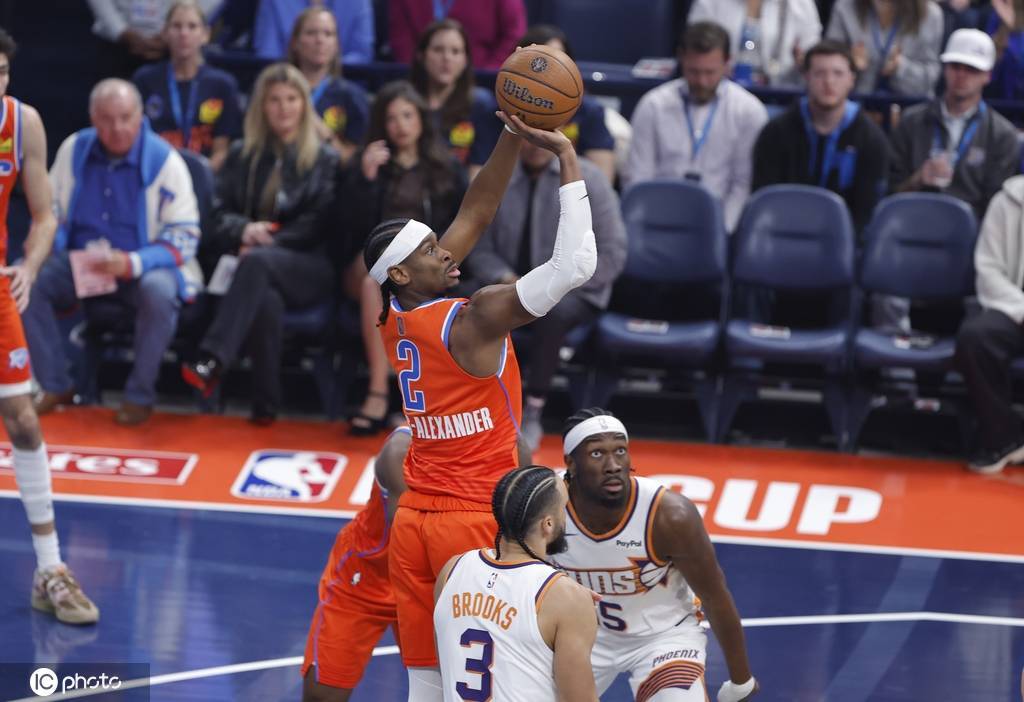 亚历山大28+8 雷霆49分大胜太阳进NBA杯西决