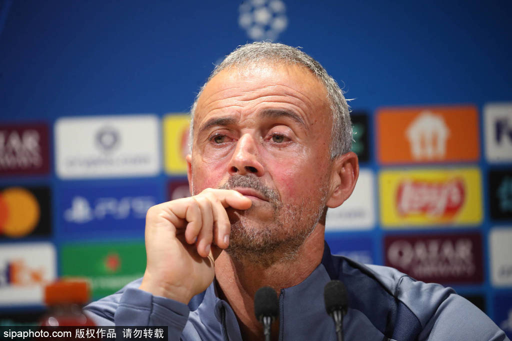 法国名宿怒喷曼联：他们只想要一个傀儡 恩里克才不会犯傻